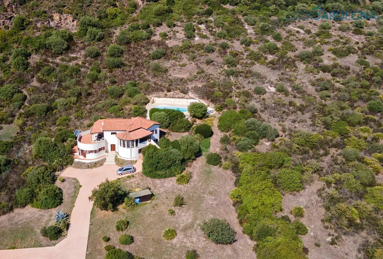 Villa Verde With Pool, Private Parking, Air Conditioning, 5 Bedrooms And 4 Bathrooms 阿尔盖罗 0*,  意大利