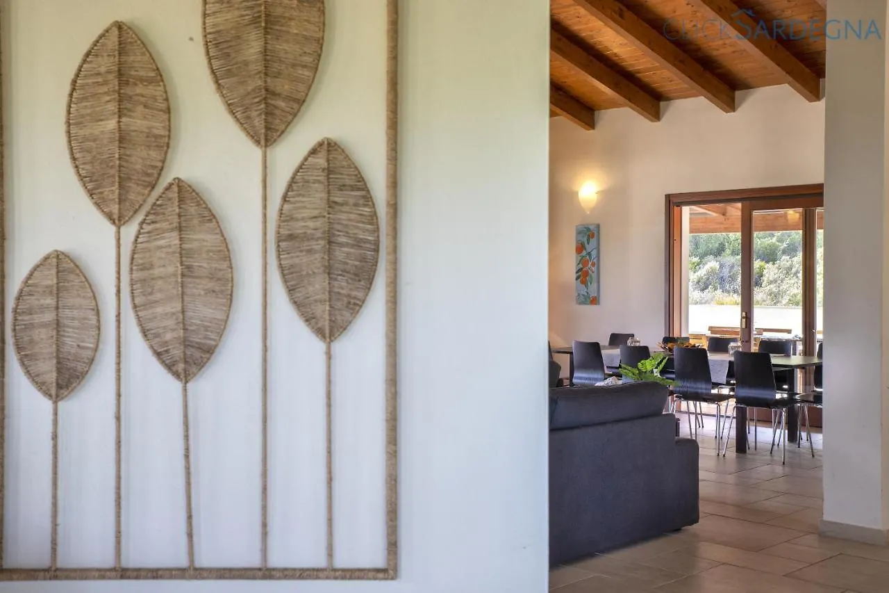 Villa Verde With Pool, Private Parking, Air Conditioning, 5 Bedrooms And 4 Bathrooms 阿尔盖罗