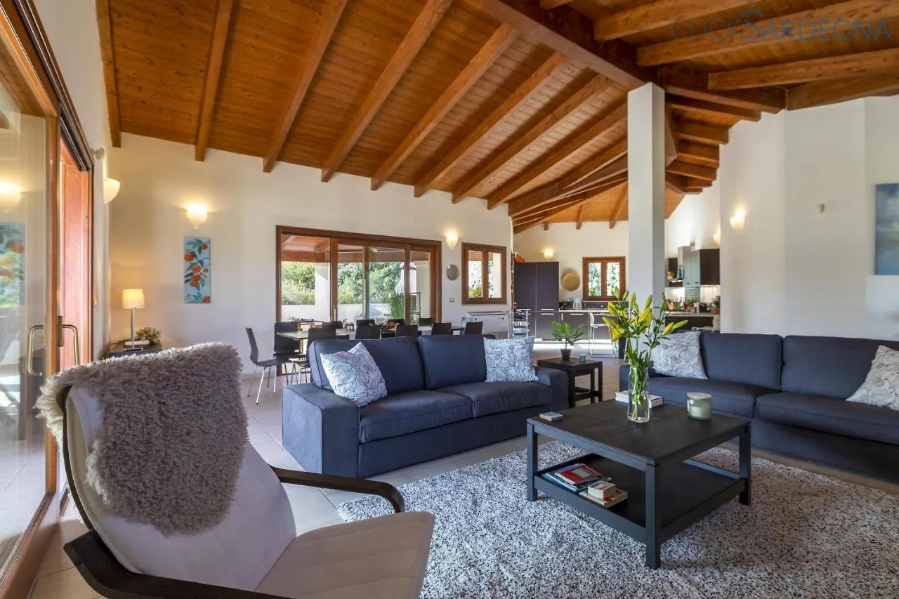 Villa Verde With Pool, Private Parking, Air Conditioning, 5 Bedrooms And 4 Bathrooms 阿尔盖罗